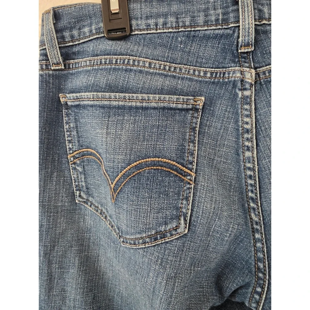 Levis levi 524